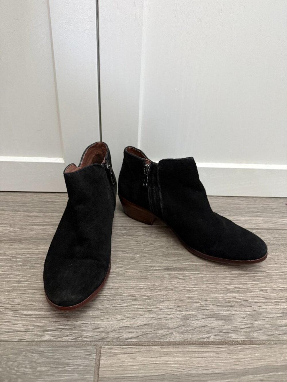 Sam Edelman PETTY ANKLE BOOTIE Black Suede Size 7.5